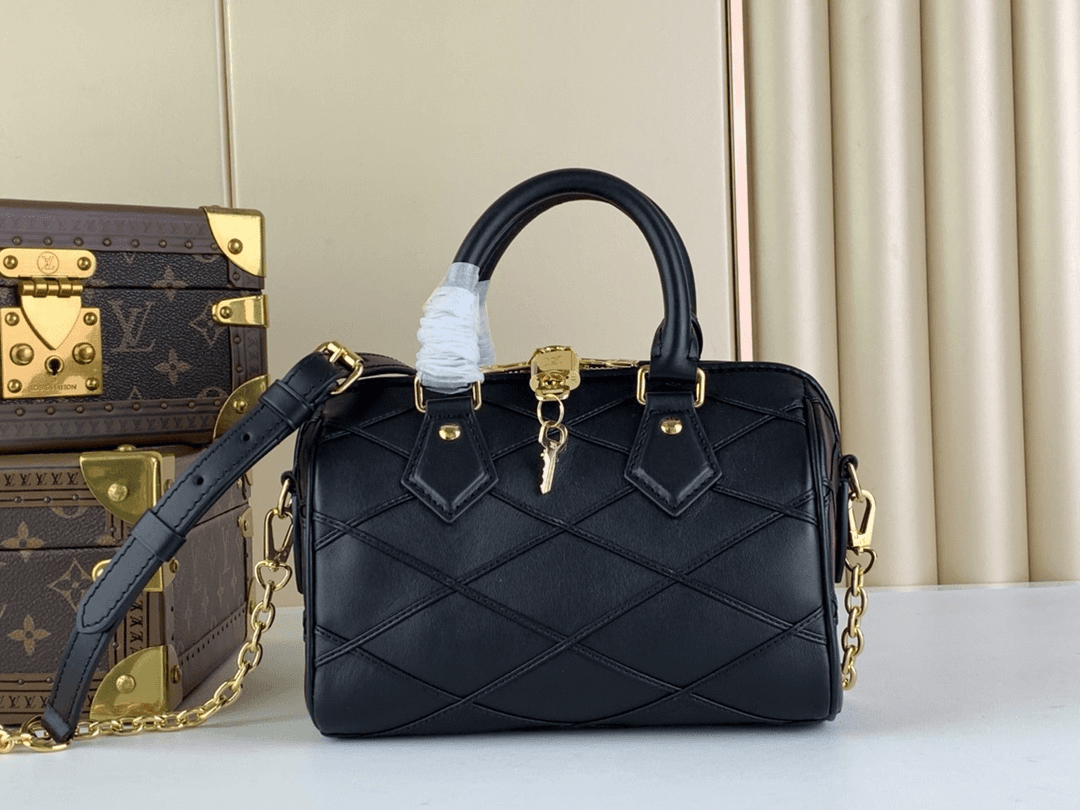 Louis Vuitton Speedy Bandouliere 20 Top Handle Bag 8in/ 20.5cm Black Gold Hardware For Women