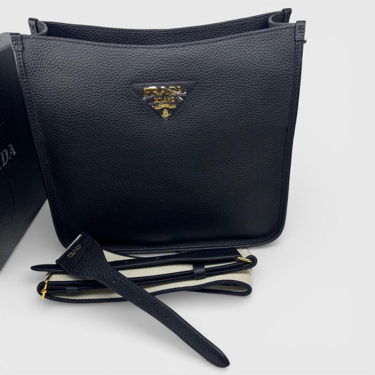 Sac en cuir moyen Prada noir pour femmes 11in/28cm 1BC073 2DKV F0632 V 7NO