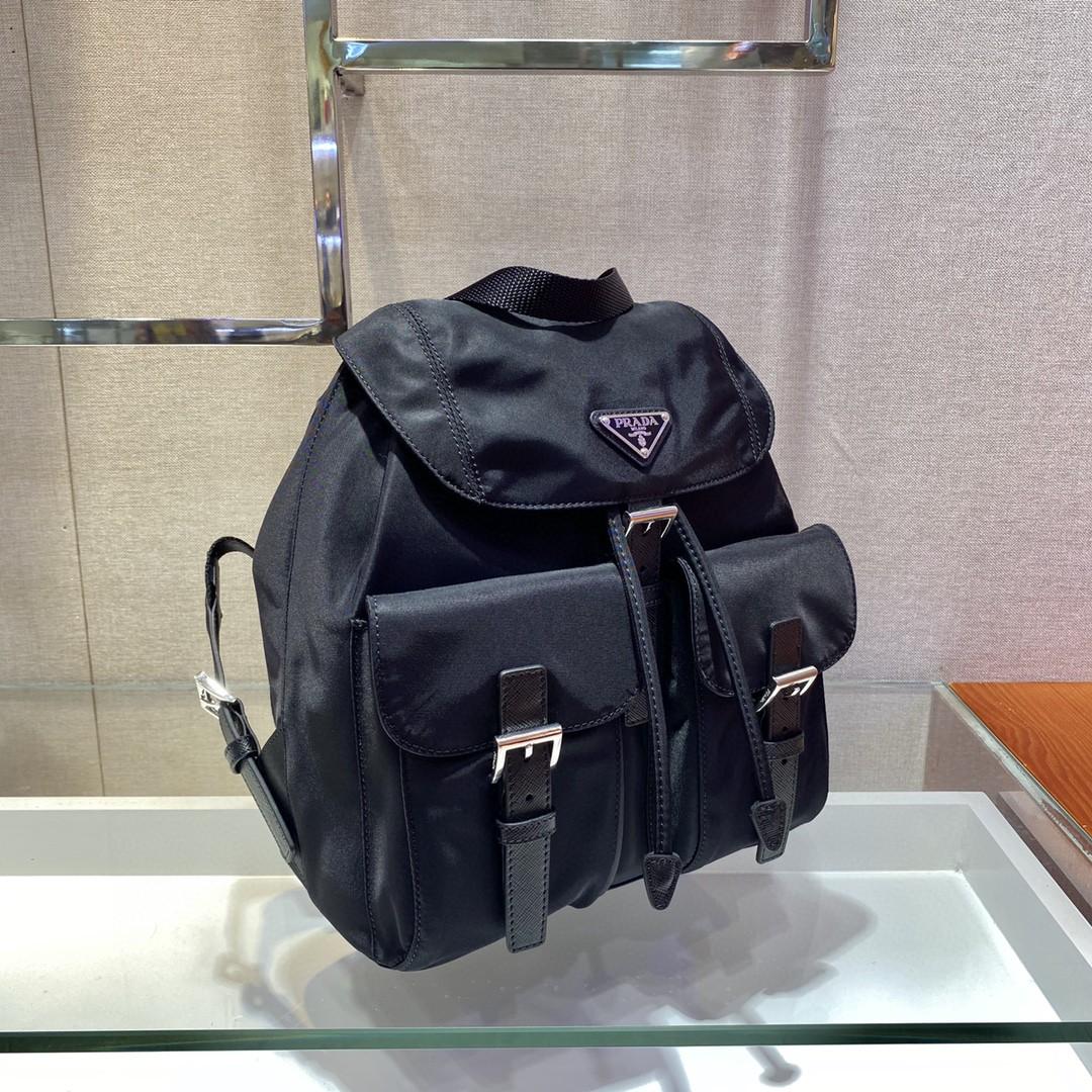 Sac à dos Prada petit Re-Nylon noir pour femmes, sacs pour femmes 11in/28cm 1BZ677 RV44 F0002 V OOO