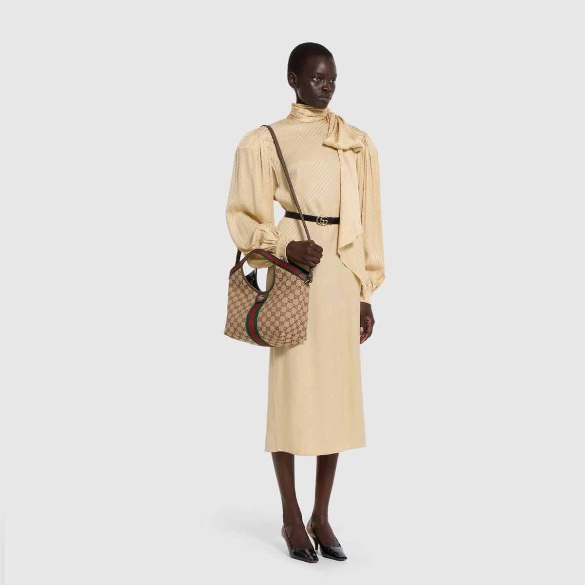 Gucci Giglio petit sac de rangement 9,8 po/ 25 cm beige/ brun foncé pour les femmes 860845 AAF8L 2547