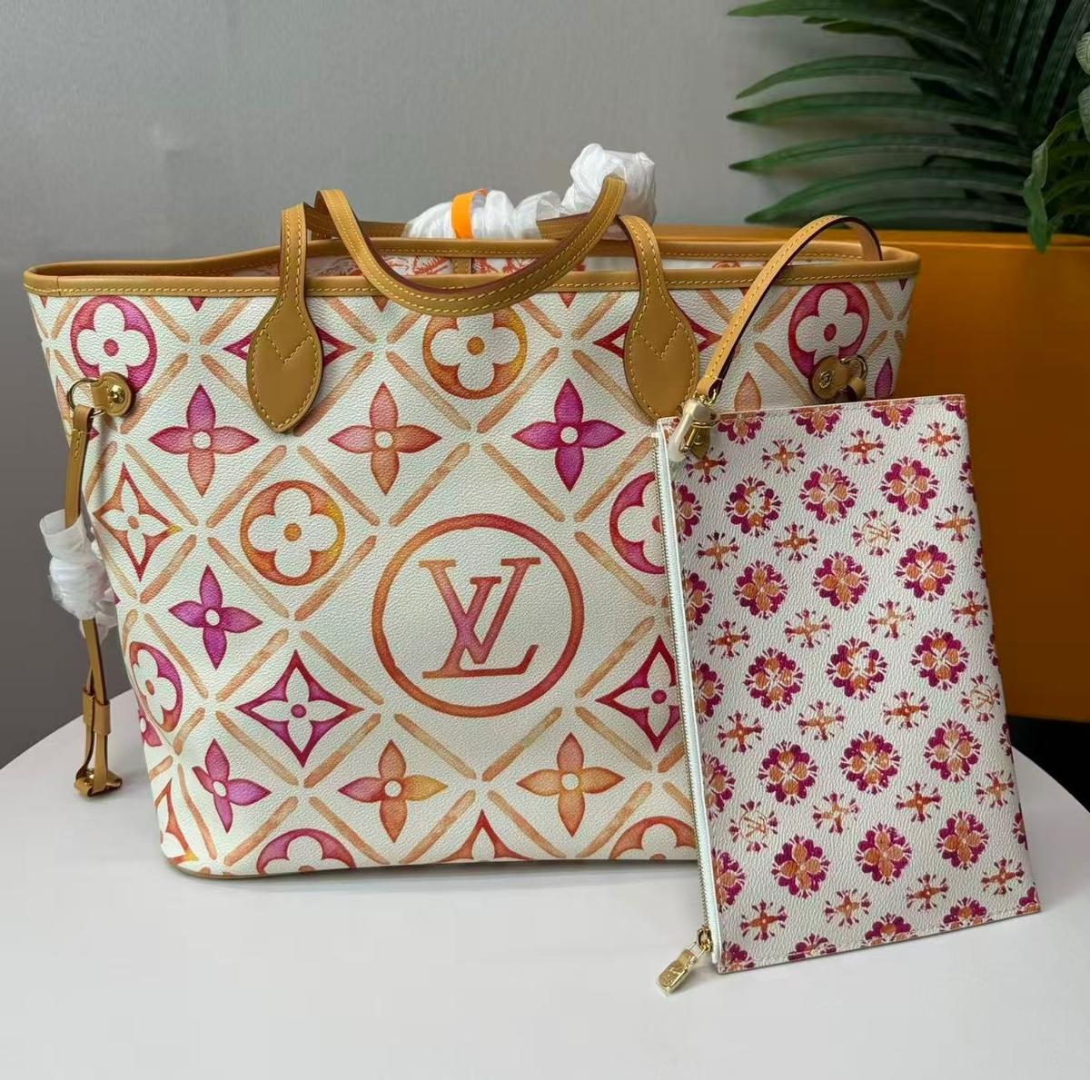 Louis Vuitton Neverfull MM Tote Bag 12.2in/ 31cm Beige Gold Hardware For Women M25317