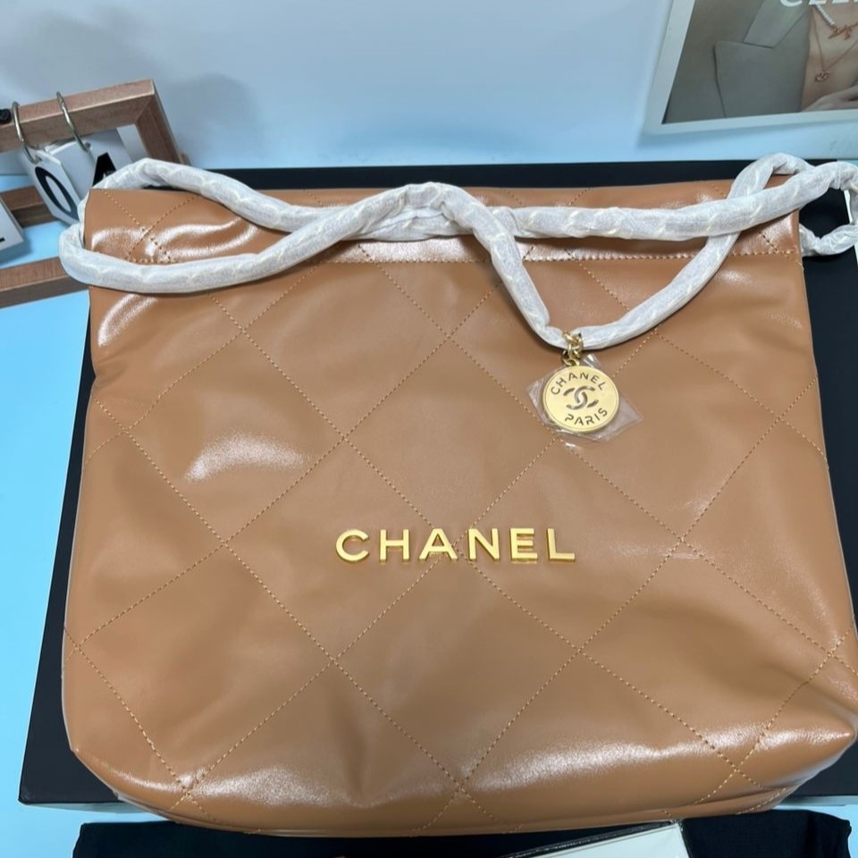 Chanel 22 Crossbody Bag 14.2in/ 36cm Shiny Camel Gold Hardware For Women