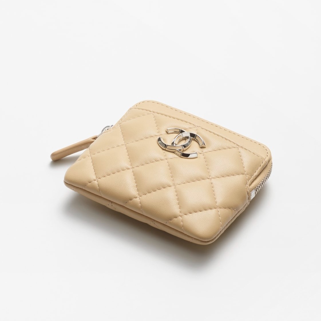 Chanel Zipped Coin Purse Beige 4.1in/10.5cm For Women AP4196 B17694 NZG75