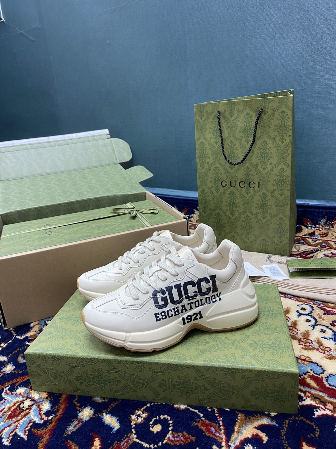 Gucci Men's Rhyton Sneakers With 25 White Ivory For Men 663339 2SH00 9522