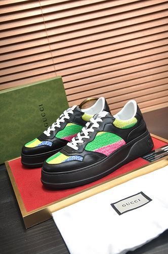 Gucci Men's Sneaker With Multicolored Stripes Black For Men ‎669582