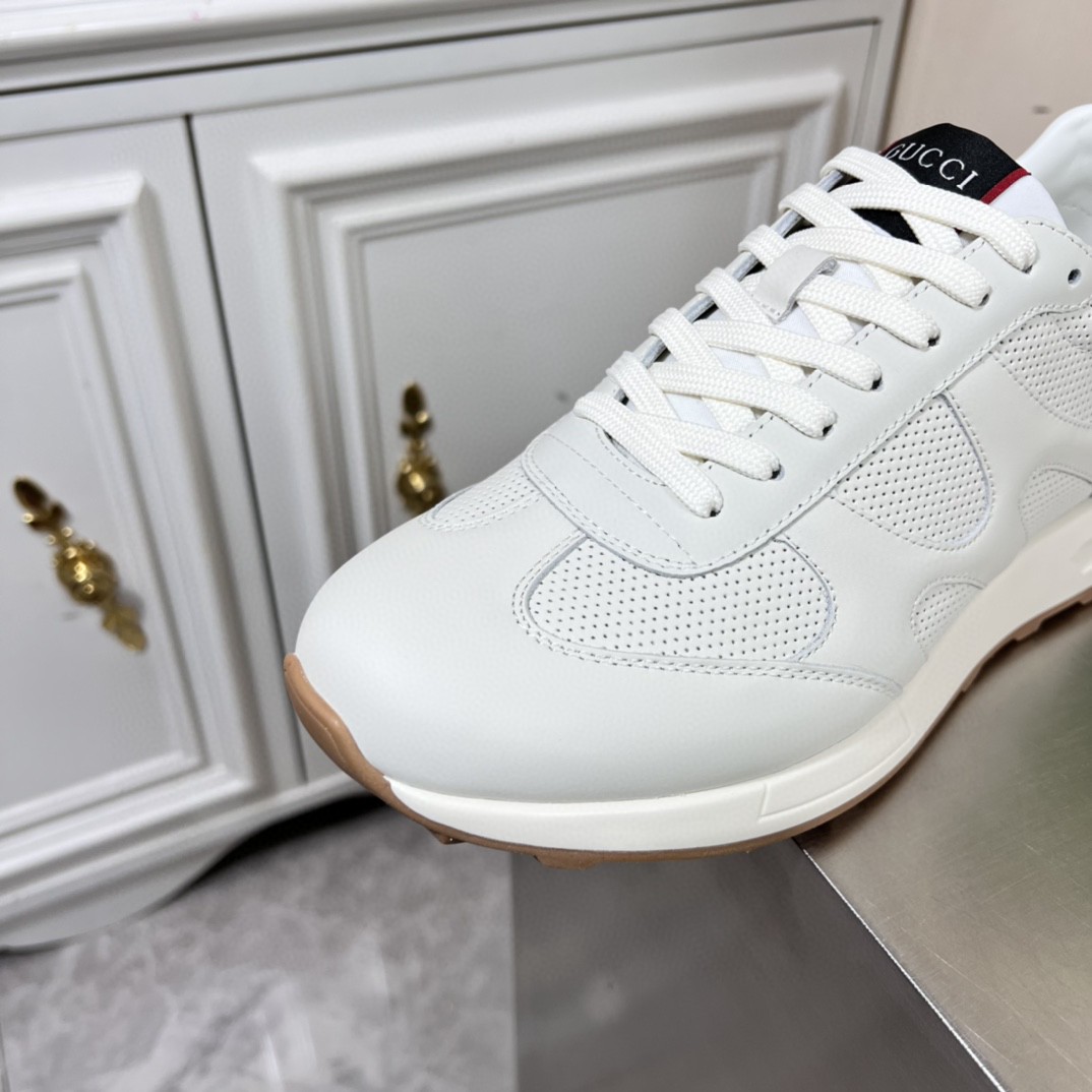 Gucci Men's Sneakers White For Men 675840