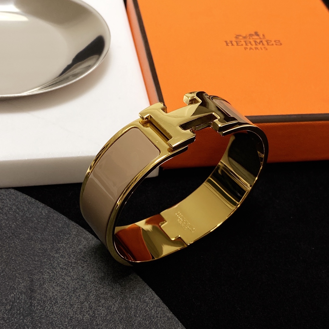 Hermes Clic H Bracelet Gold Hardware For Women