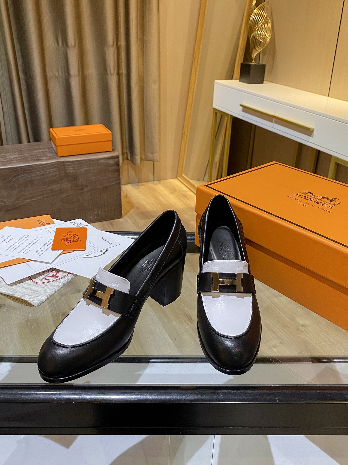 Hermes Dauphine 70 Loafers Black/ White For Women H212092Z