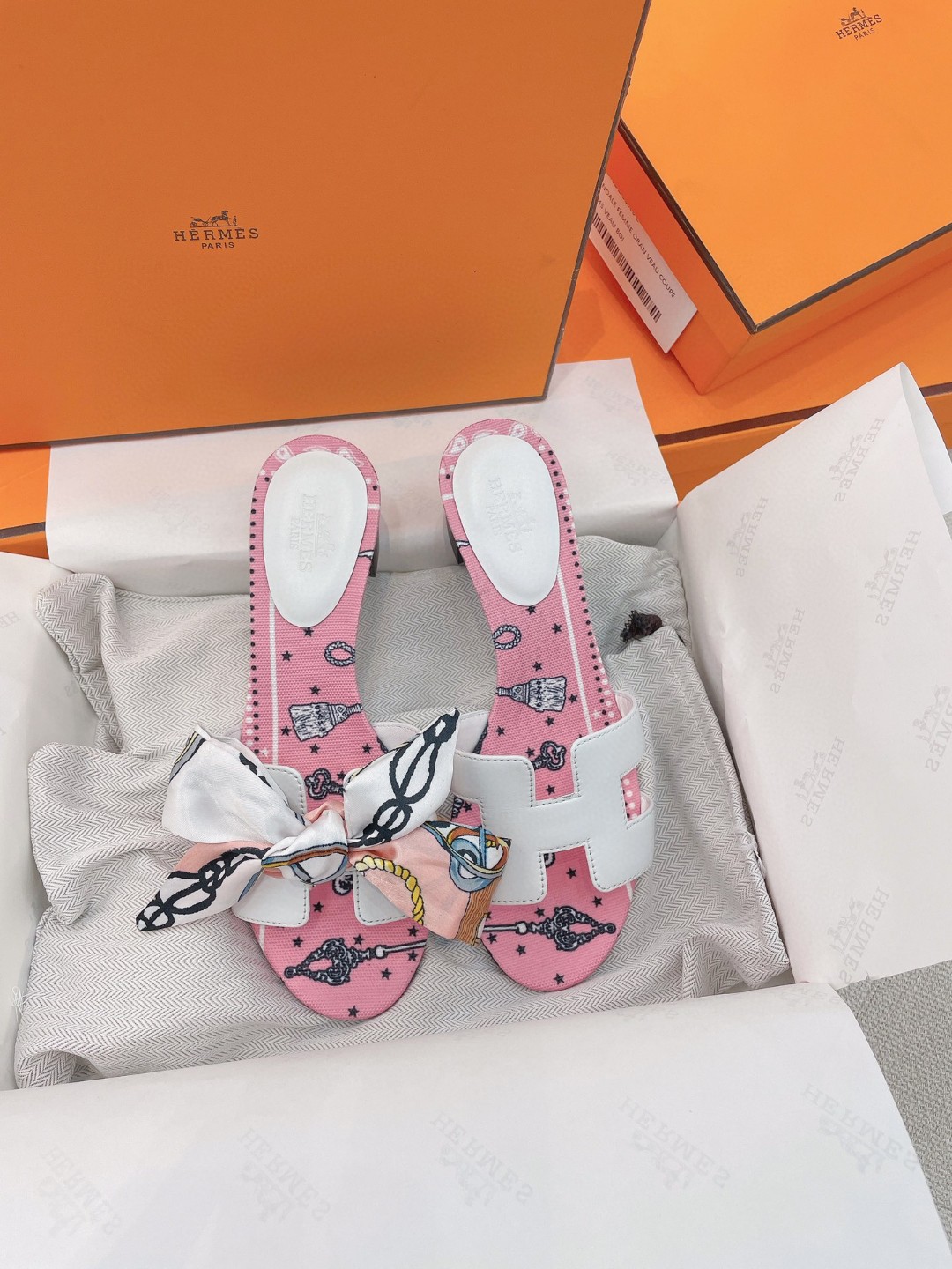 Hermes Oasis Sandal Pink For Women, Women's Shoes