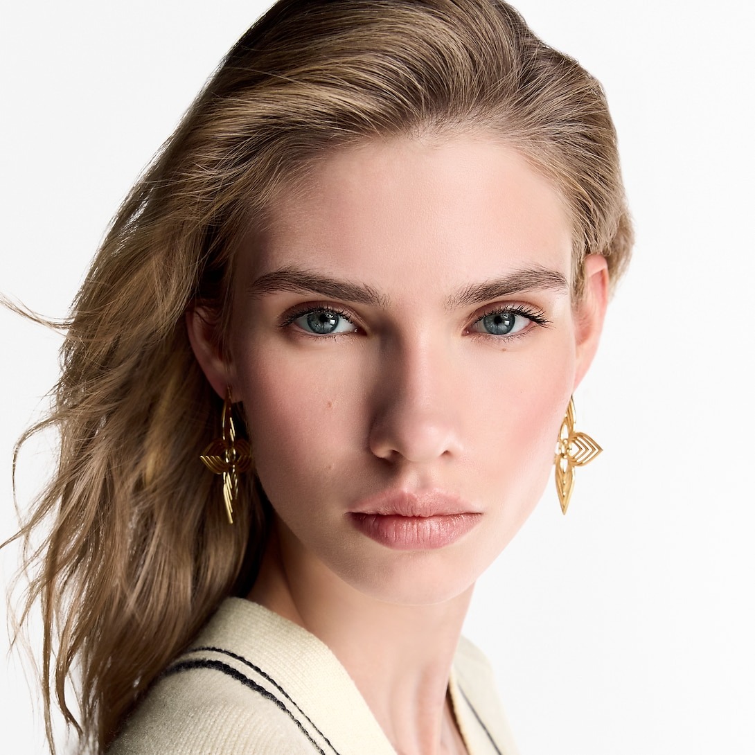 Louis Vuitton Breeze Earrings Gold-Toned For Women