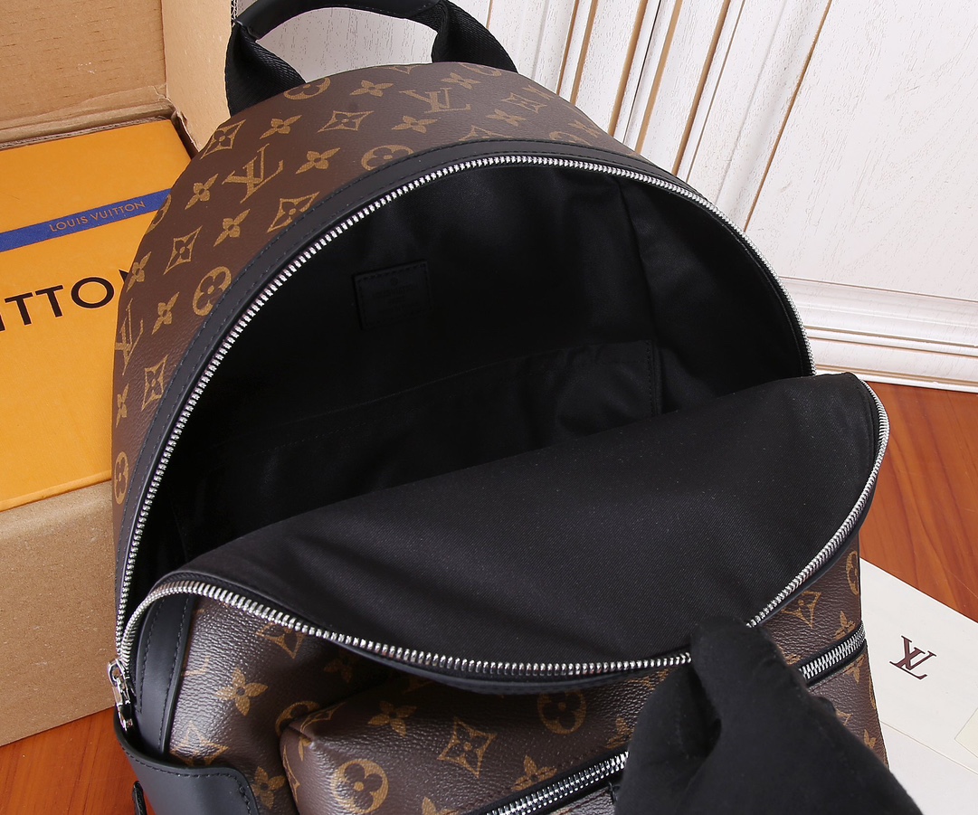 Louis Vuitton Discovery PM Backpack 15in/ 38cm Brown/ Black Monogram Palladium Hardware For Men M46684 -