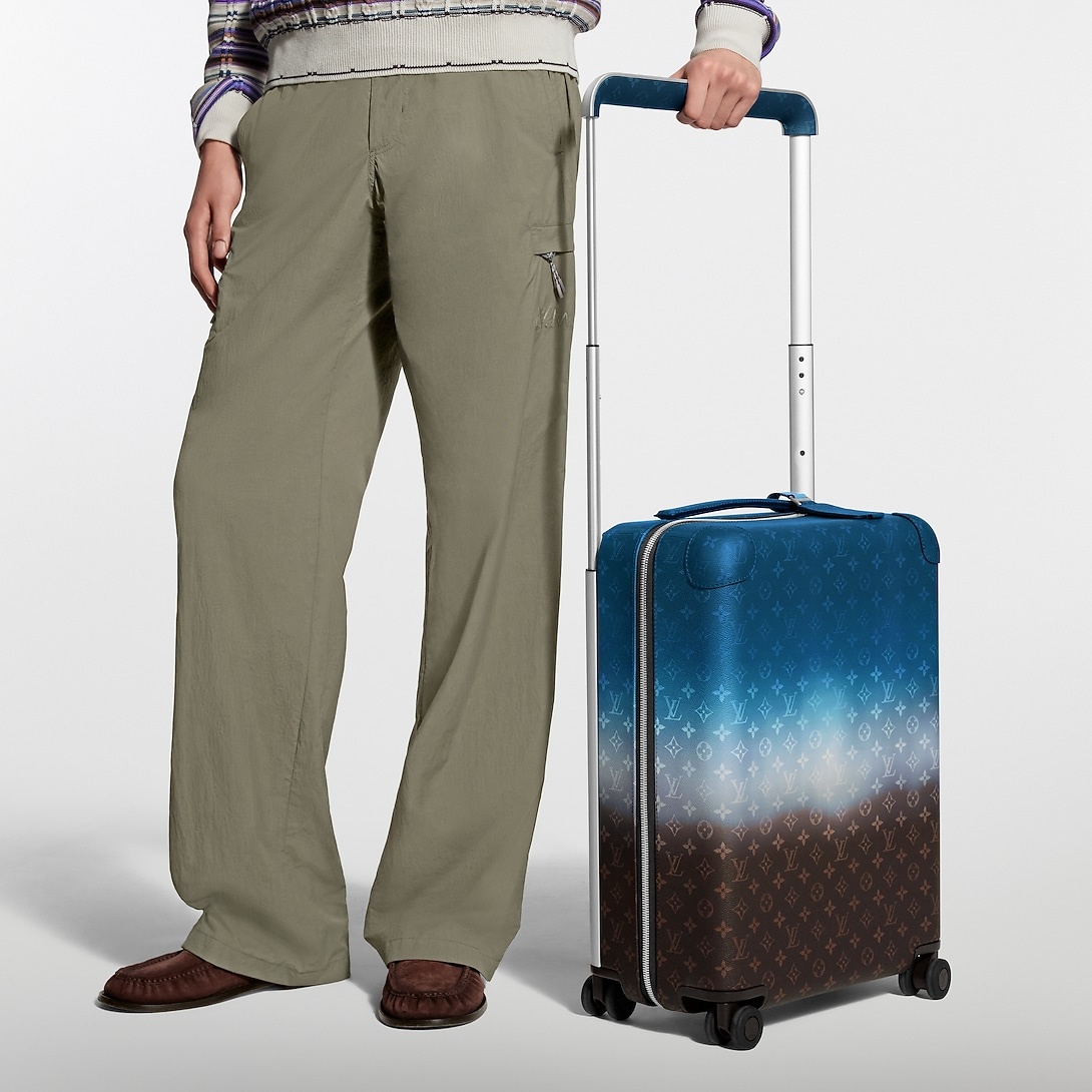 Louis Vuitton Horizon 55 Suitcase 21.7in/ 55cm Blue Silver Hardware M28402