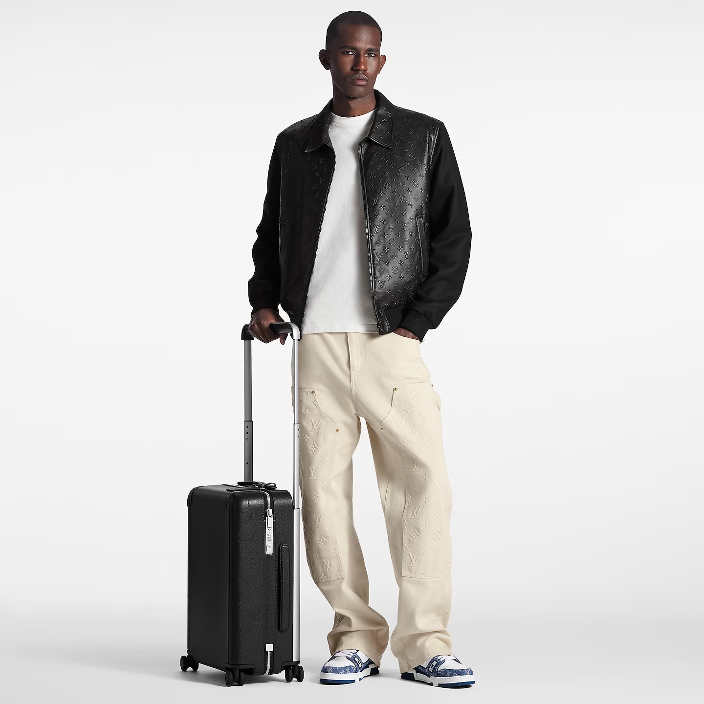 Louis Vuitton Horizon 55 Suitcase 21.7in/ 55cm Black Taiga Leather Silver Hardware M23260