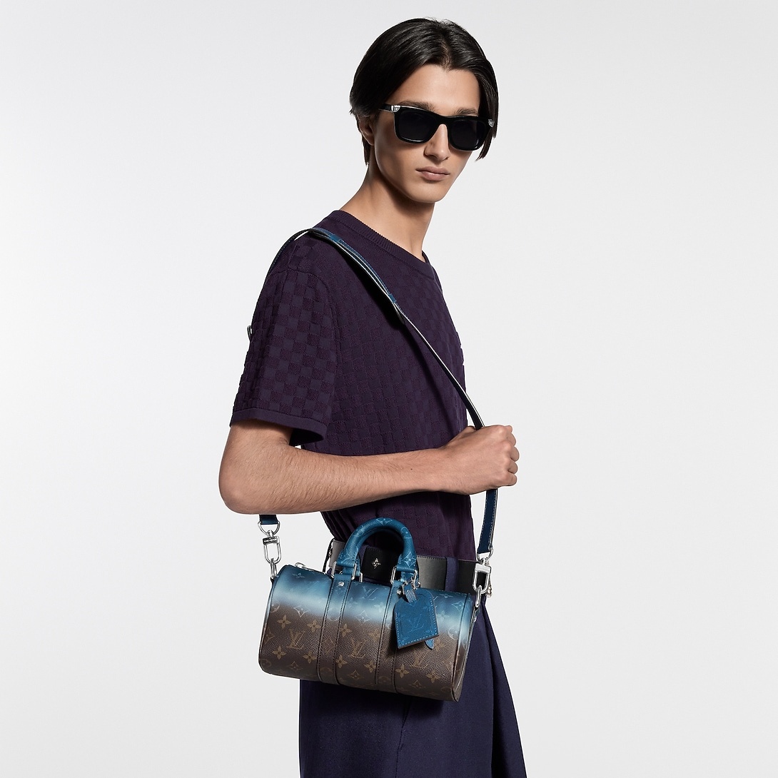 Louis Vuitton Keepall Bandouliere 25 Travel Bag 9.8in/ 25cm Blue Silver Hardware For Men M28026