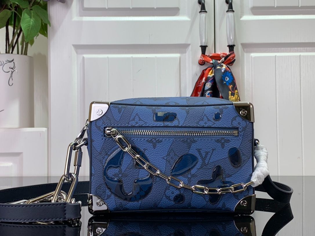 Louis Vuitton Mini Soft Trunk Blue For Men 18.5 cm/ 7.3 in M22588 -