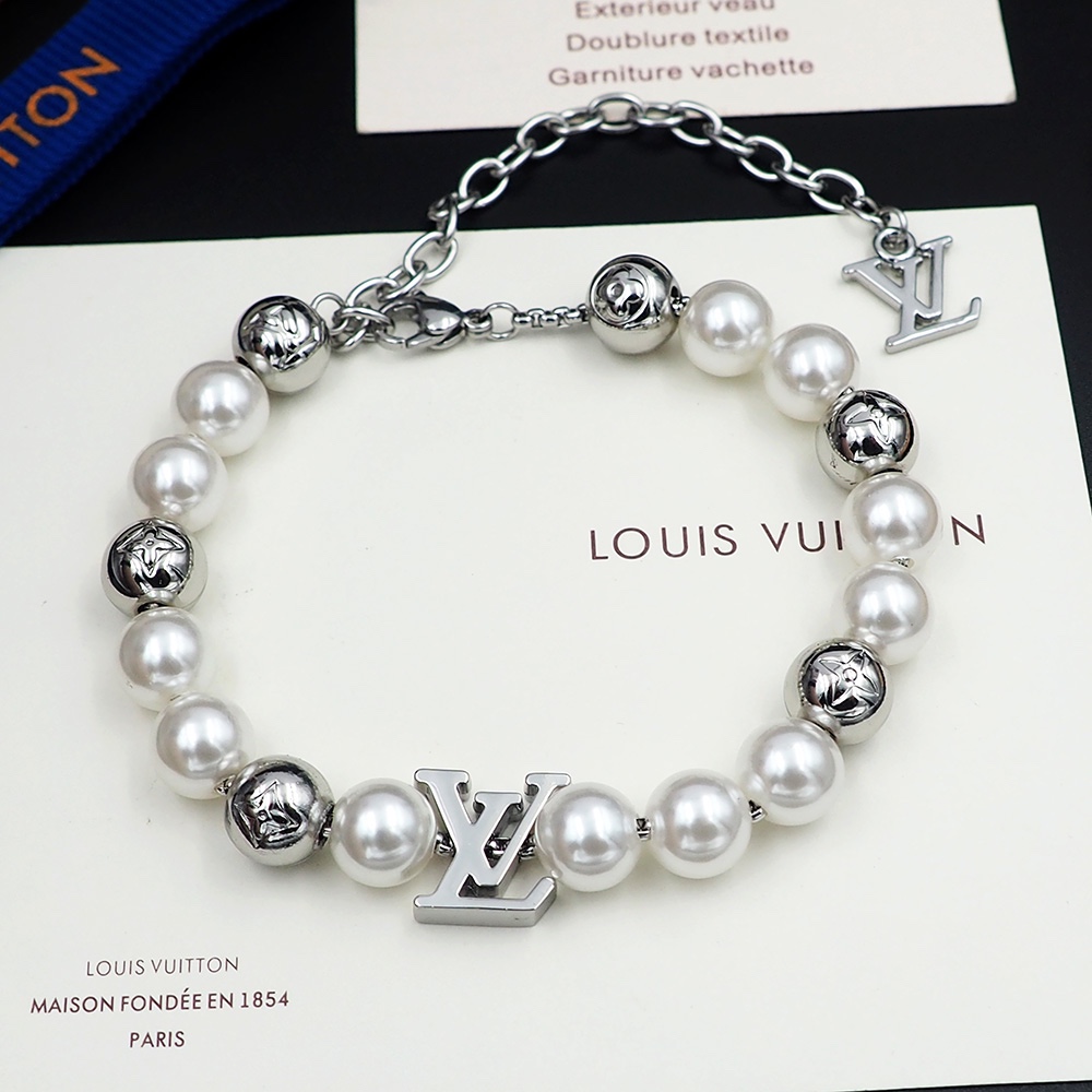 Louis Vuitton Monogram Pearls Bracelet White For Women M0996A
