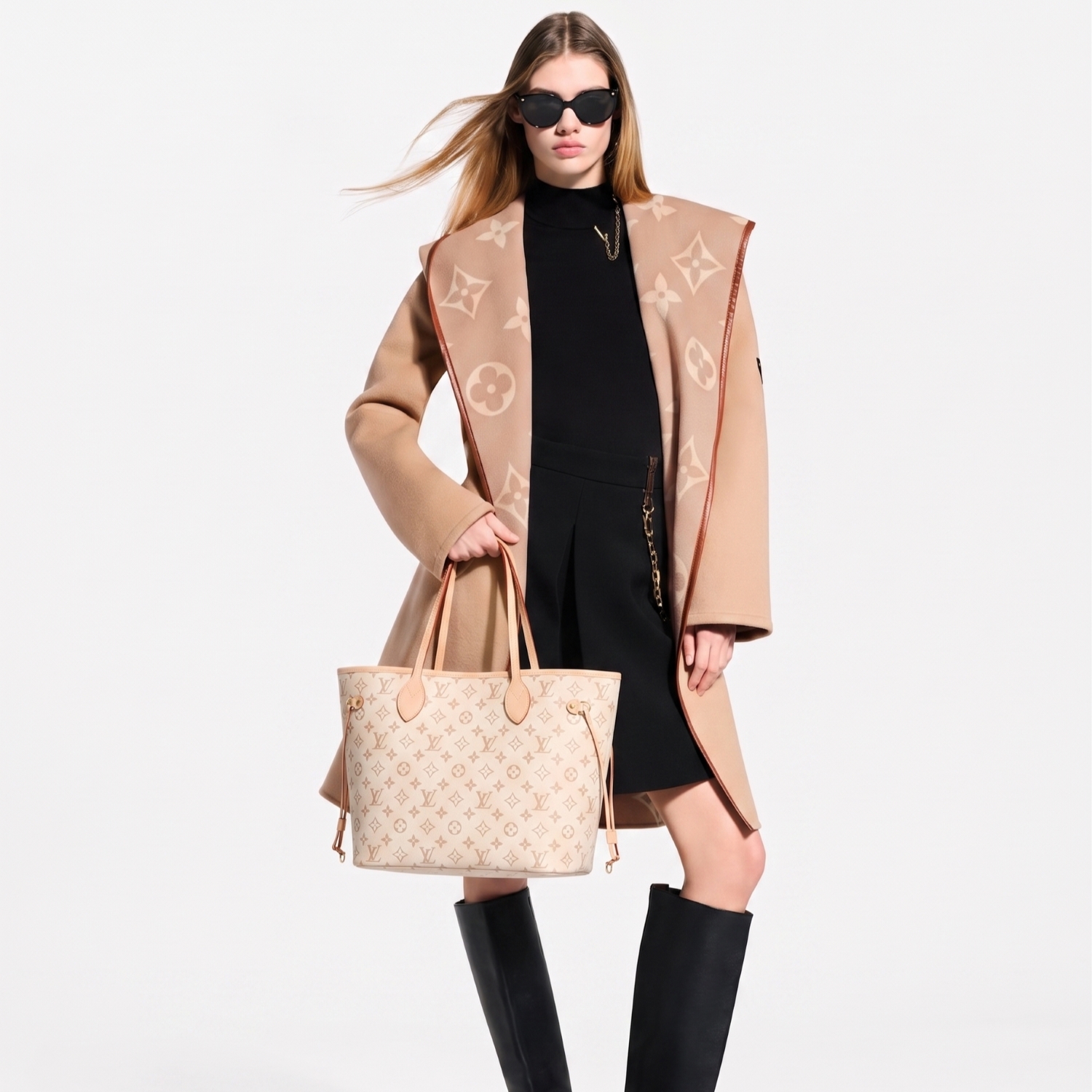 Louis Vuitton Neverfull Inside Out MM Tote Bag 12.2in/ 31cm Dune/ Hazelnut Gold Hardware For Women M25665