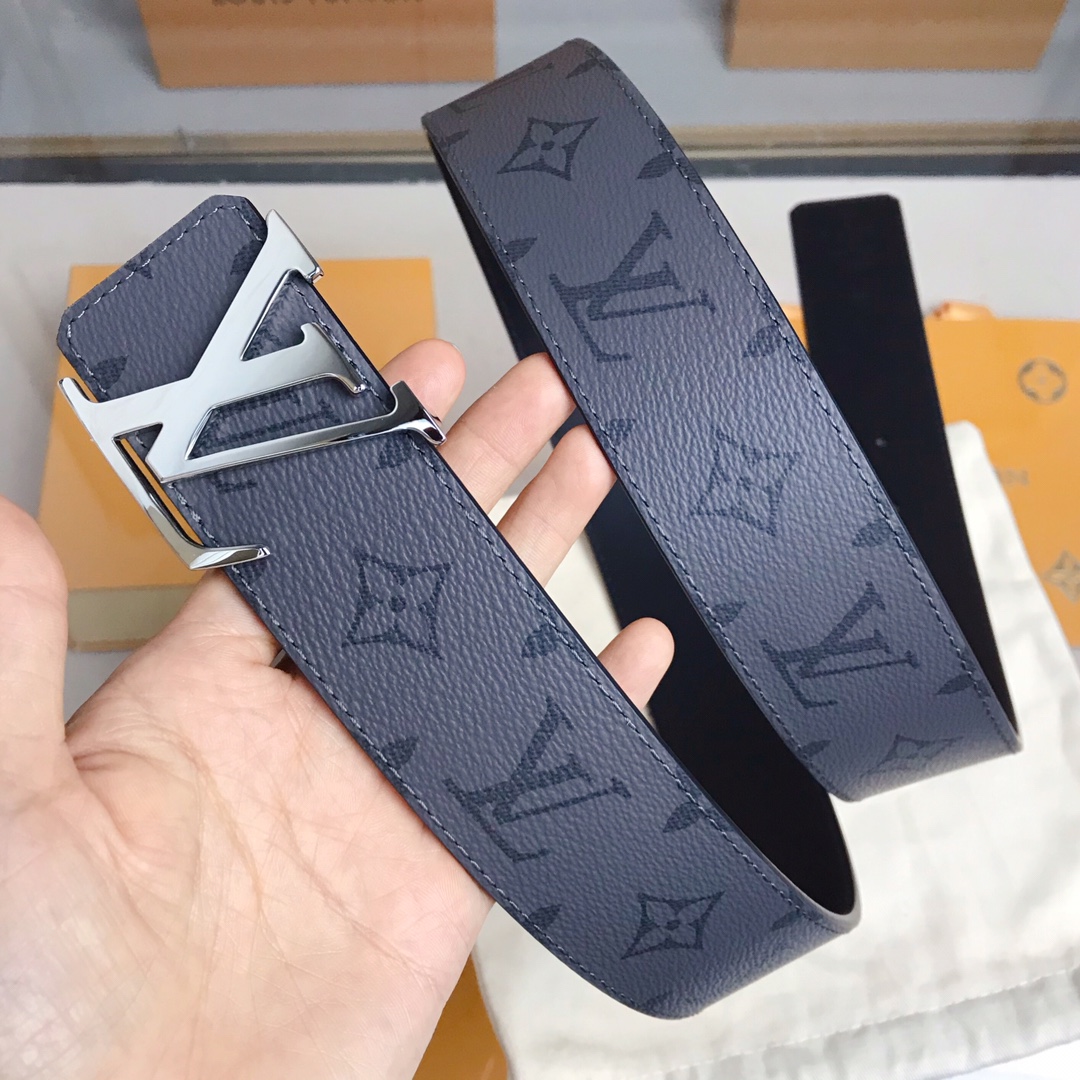 Louis Vuitton Reversible LV Belt Monogram Eclipse M0450V