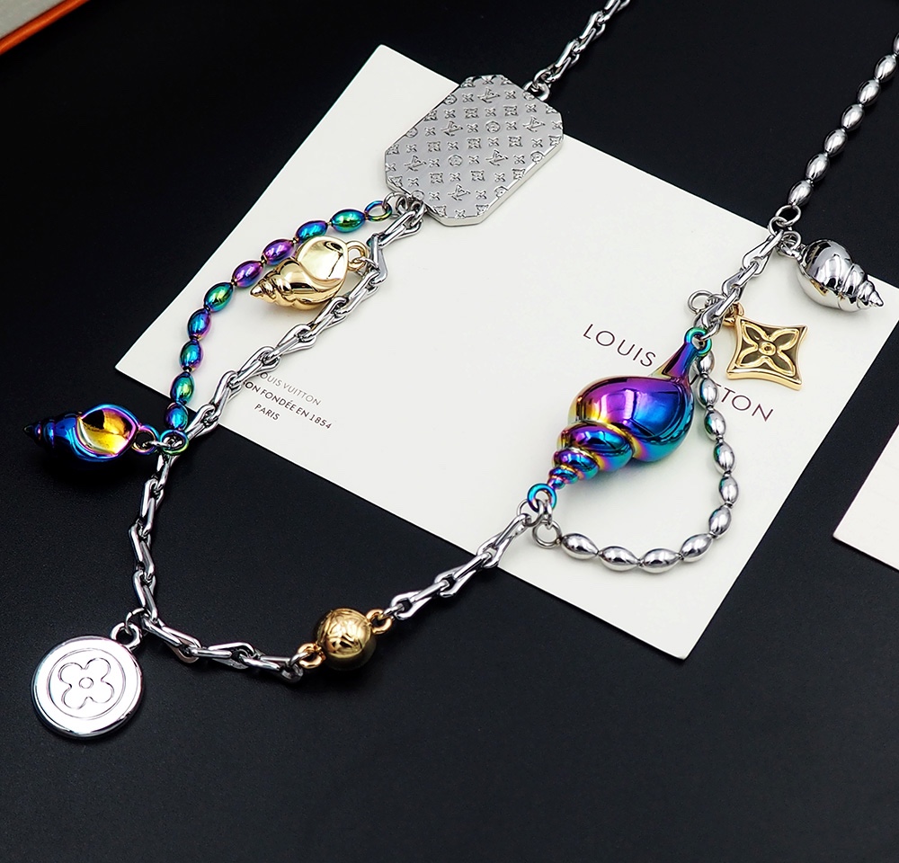 Louis Vuitton Shell Necklace Silver For Men