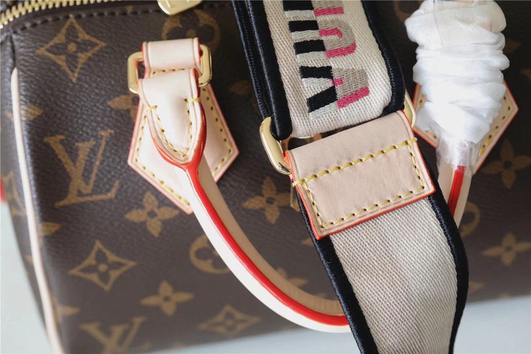 Louis Vuitton Speedy Bandouliere 20 Top Handle Bag 7.9in/ 20cm Black Monogram Canvas Gold Hardware For Women M46234