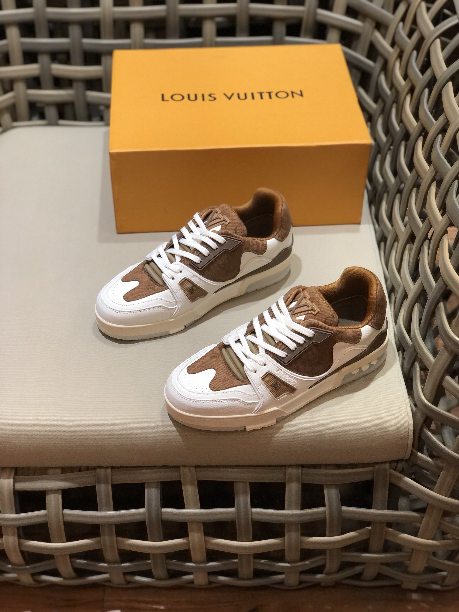 Louis Vuitton Trainer Sneaker Rubber Monogram White/Brown Virgil Abloh For Men LV
