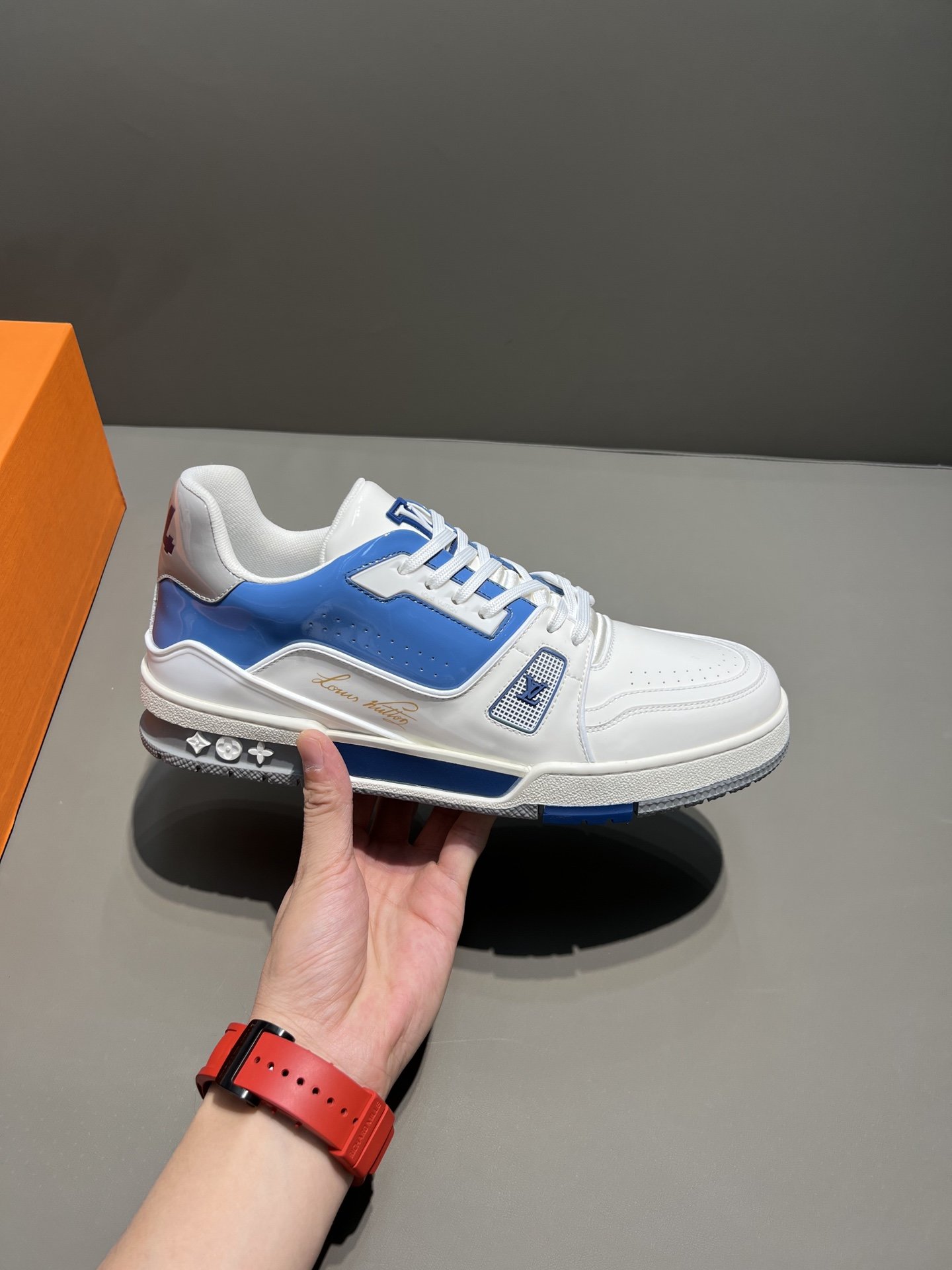 Louis Vuitton Trainer Sneaker White/Blue Virgil Abloh For Men LV