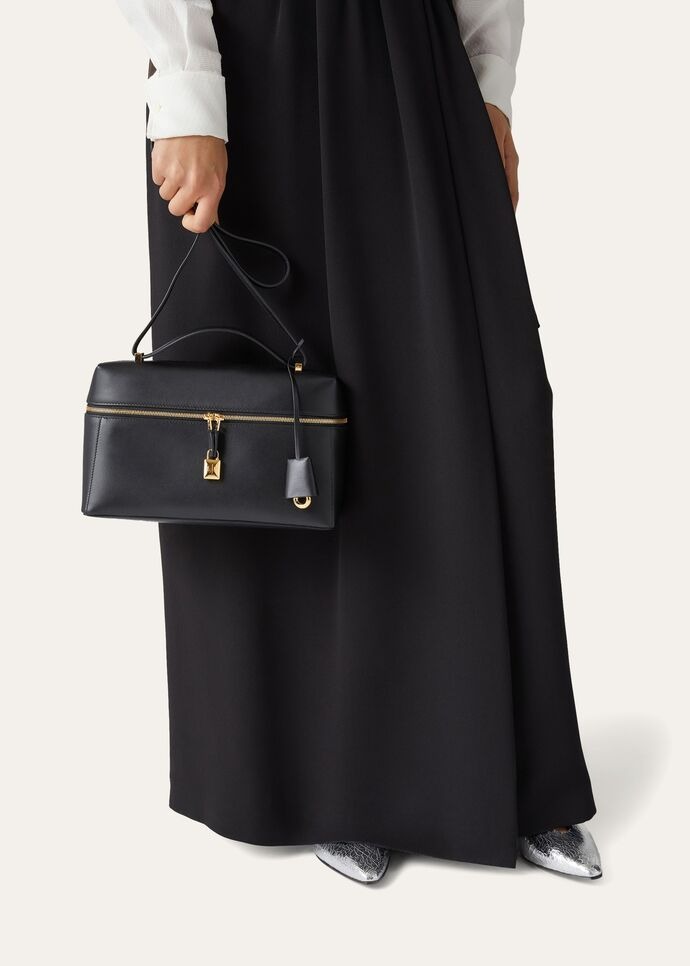 Loro Piana Extra L27 Top Handle Bag 0.6in/ 27cm Black Gold Hardware For Women FAN3462 8000