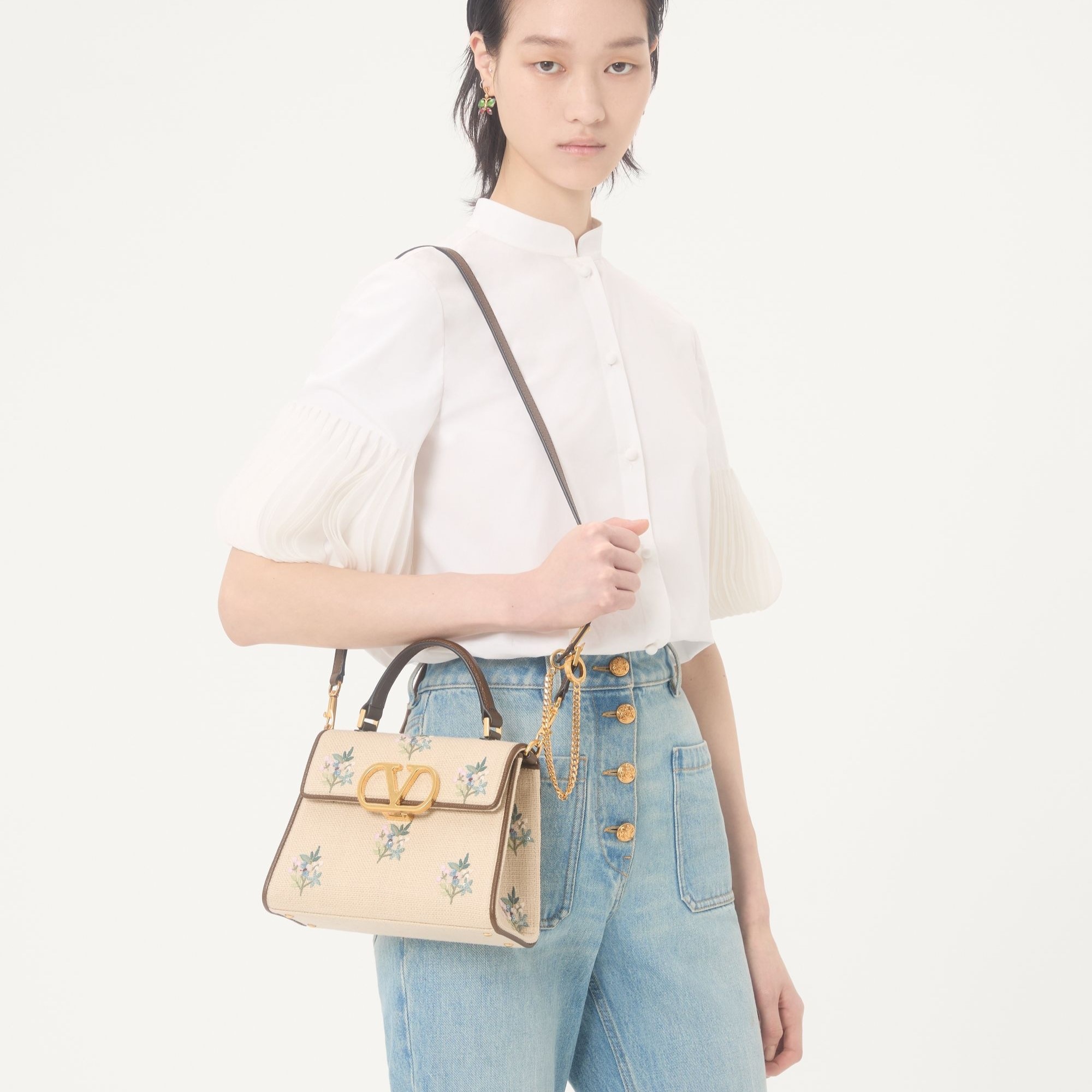 Valentino Garavani Vsling Small Handbag 8.7in/ 22cm Natural/ Multicolor Antique Gold Hardware For Women 8W0B0T48VGL_BBX